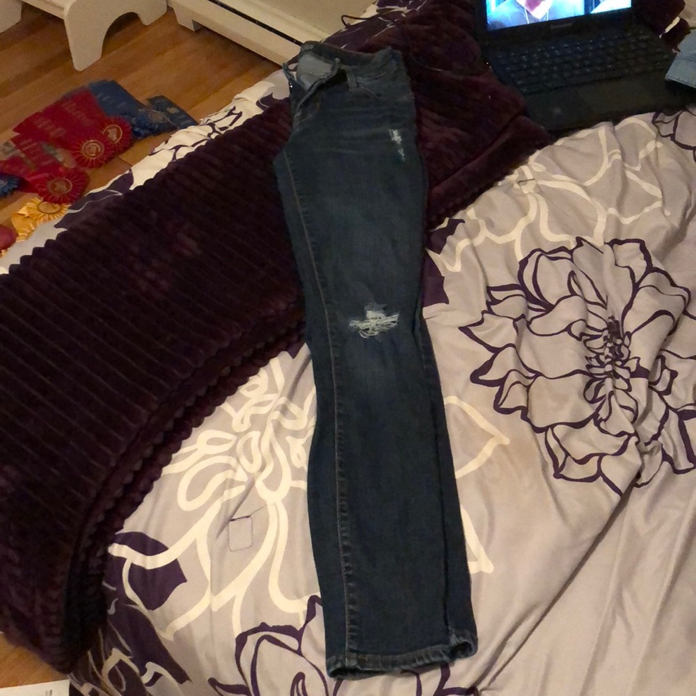 Ripped jeans